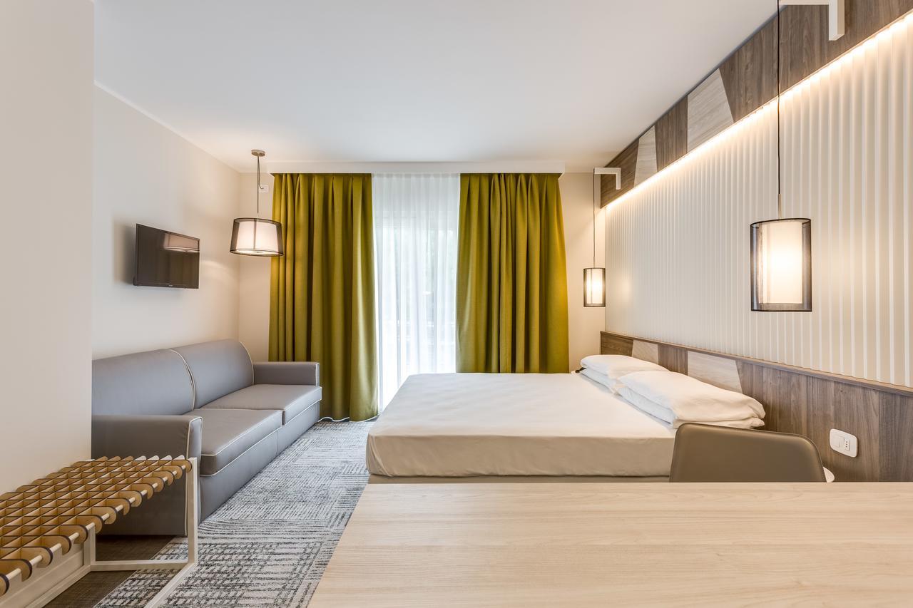 Europa 3*